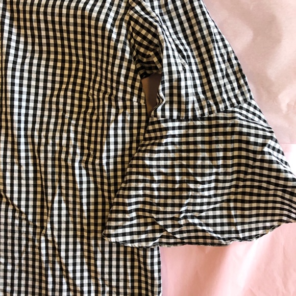 Jade and Delancey Women’s Blouse - Picture 3 of 4